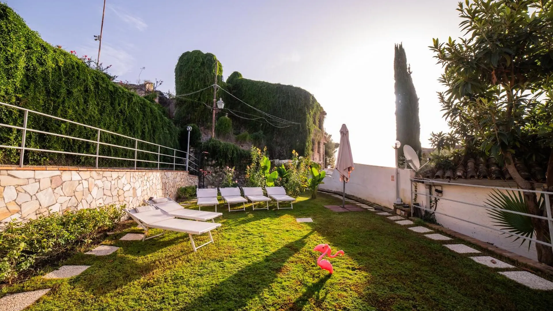 **  Taormina Garden Hotel Italy