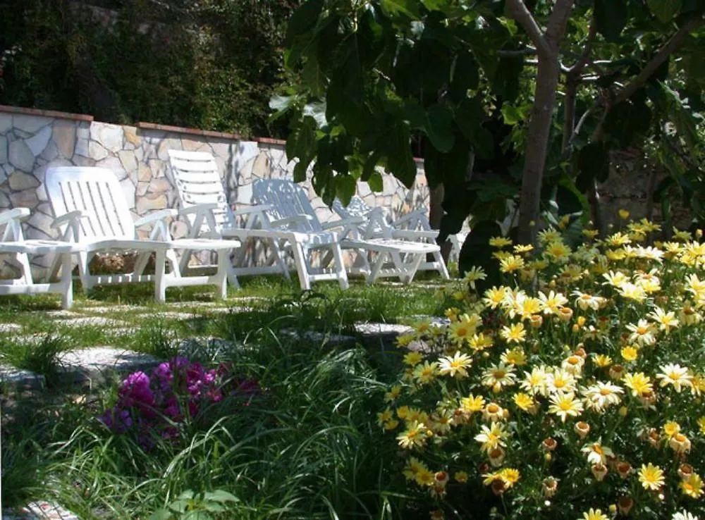 **  Taormina Garden Hotel Italy