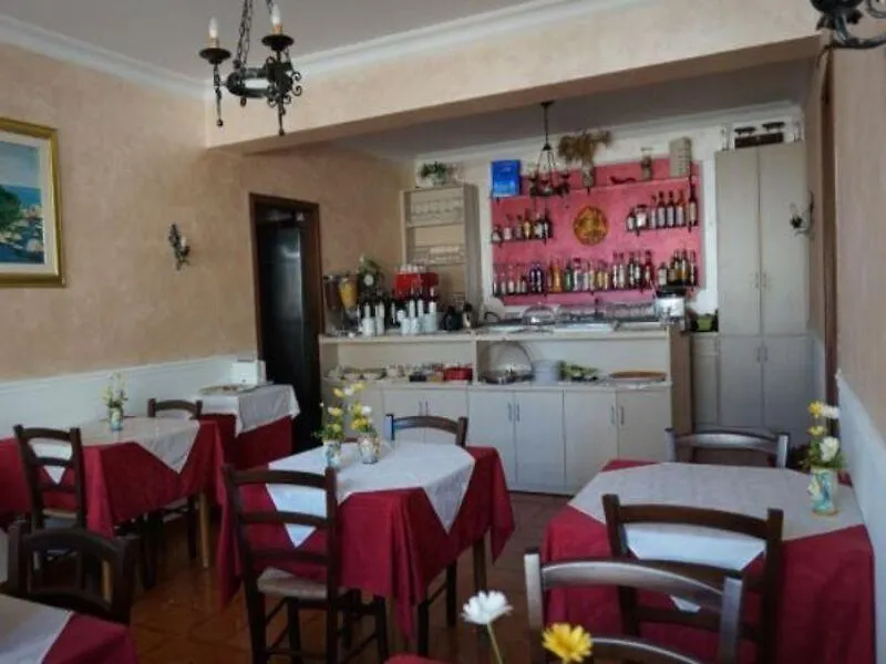Taormina Garden Hotel 2*,