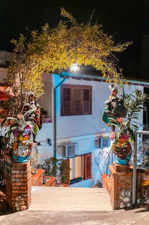 Taormina Garden Hotel 2*,  Ιταλία